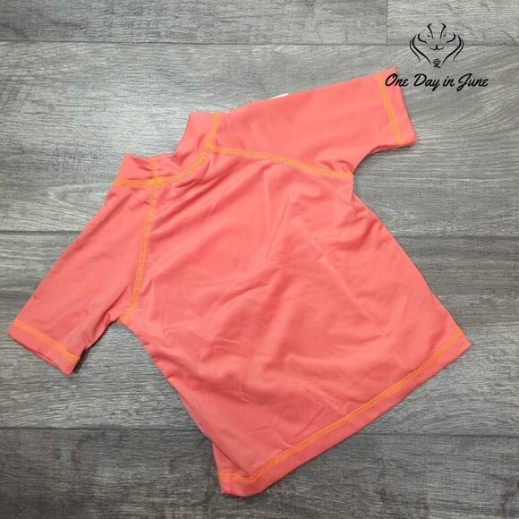 Kanu Surf Short Sleeve Janie Rashguard Size 2T - Picture 3 of 3